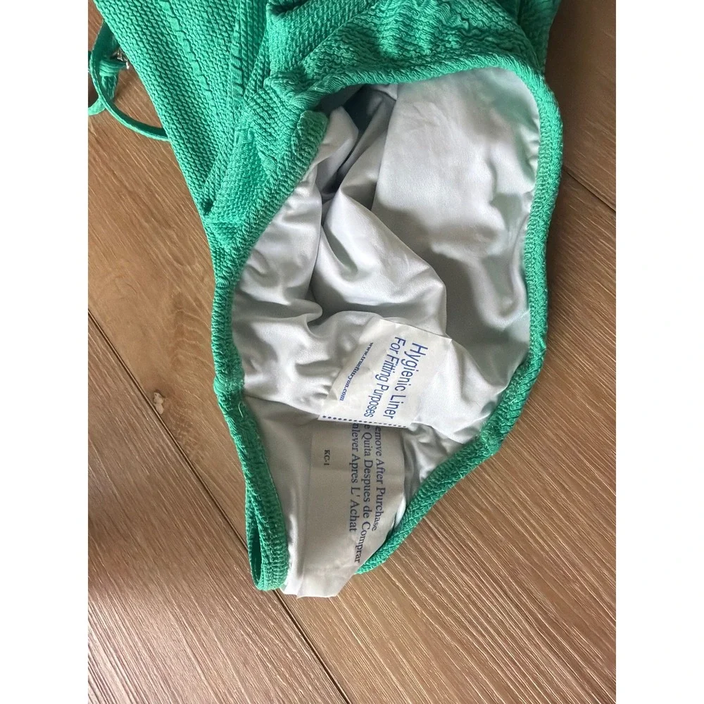 Shoshanna Swimwear Teal‎ Green Textured Chain Halter One Piece Swimsuit size 4
